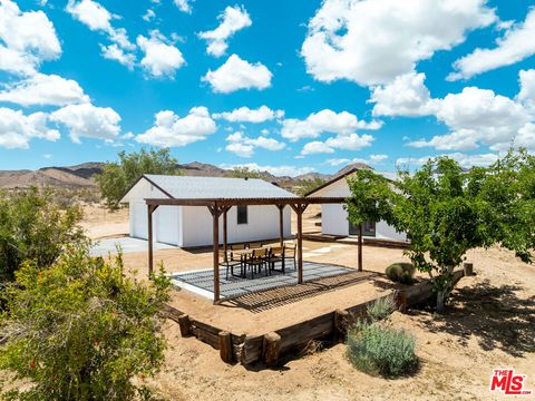 2677 Comer Lane Landers CA 92285