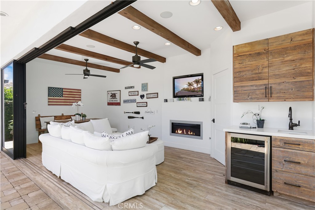 Corona Highlands (CORH) - Residential Lease
