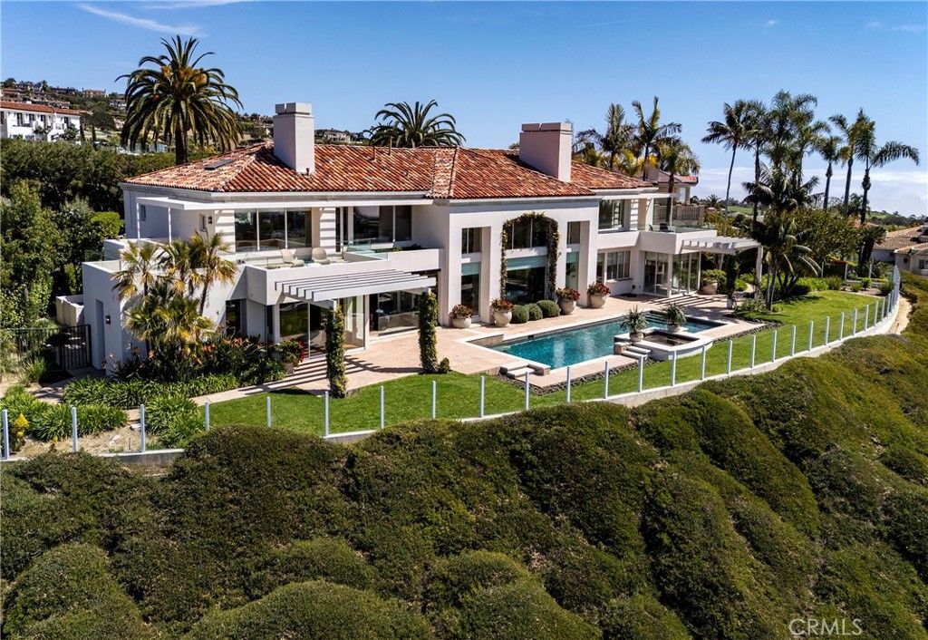 Photo of 3 Seashell, Newport Coast, CA 92657 (MLS # NP25093236)