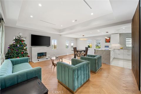 Photo of 515 La Loma Rd, Glendale, CA 91206 (MLS # SR25275500)