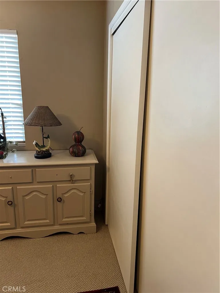 Big Bear City, California 92314, United States, 4 Bedrooms Bedrooms, ,3 BathroomsBathrooms,Residential,Pending,180748