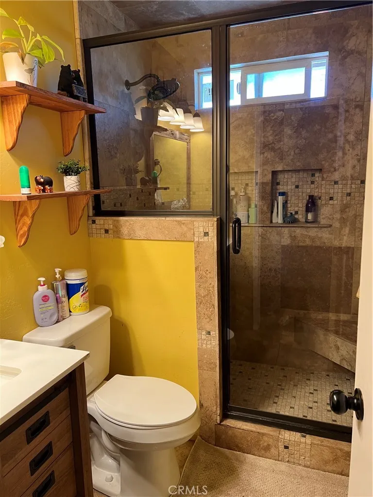 Big Bear City, California 92314, United States, 4 Bedrooms Bedrooms, ,3 BathroomsBathrooms,Residential,Pending,180748