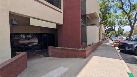 Photo of 250 W 1st ST #122, Claremont, CA 91711 (MLS # CV26184137)