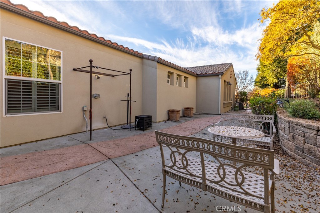 Paso Robles, California, 93446, United States, 4 Bedrooms Bedrooms, ,3 BathroomsBathrooms,Residential,Active,2006788