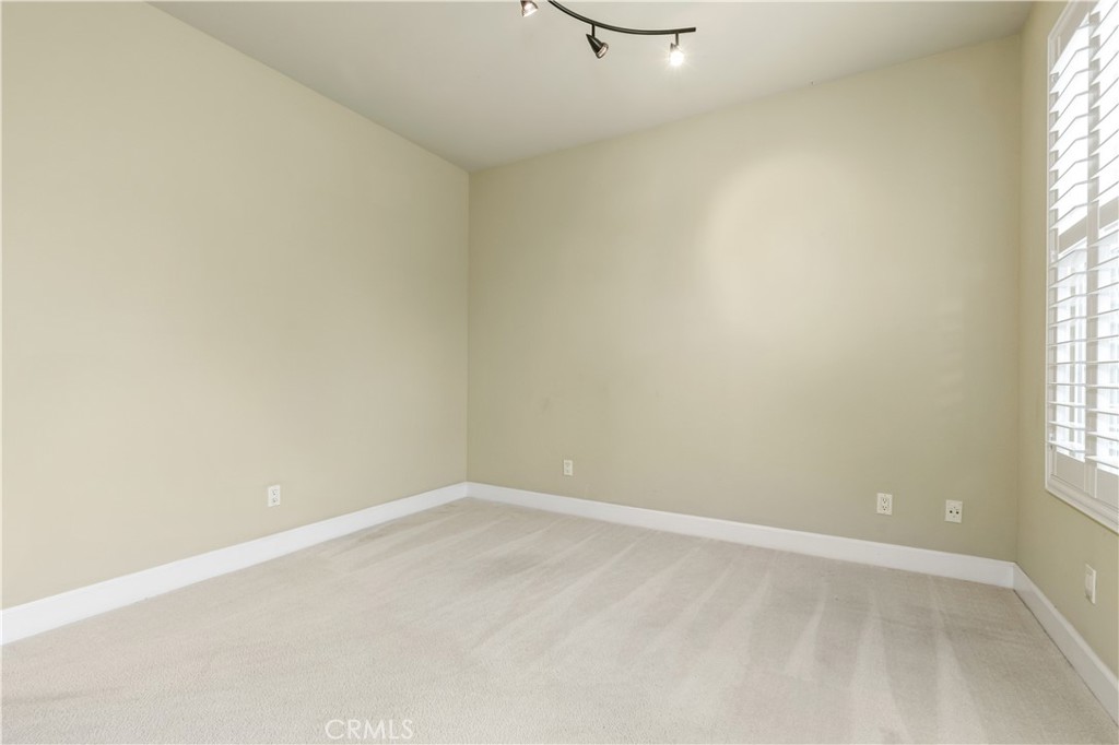 Paso Robles, California, 93446, United States, 4 Bedrooms Bedrooms, ,3 BathroomsBathrooms,Residential,Active,2006788