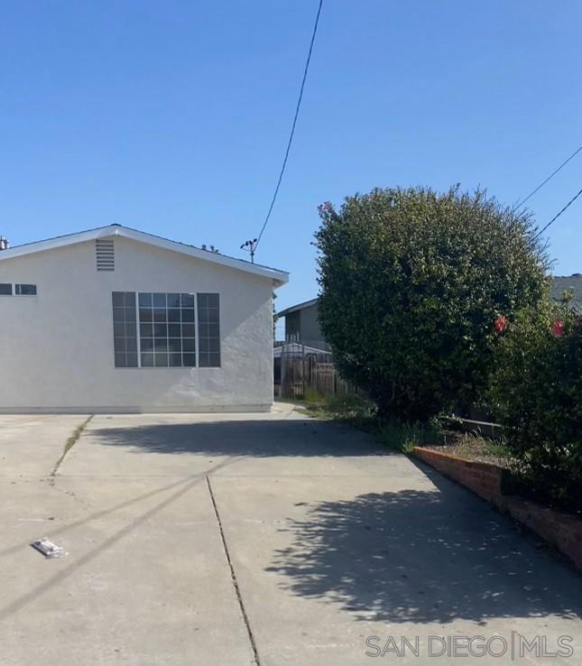 Current tenant moves out June 30, 2025. Will be available as of July 15, 2025. 1 bedroom unit attached to single family residence with its own backyard. Recently remodeled on march of 2023.