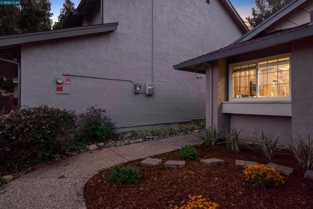 VILLAGE OAKS - Residential