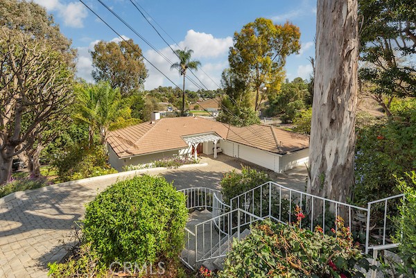 36 Pony Lane