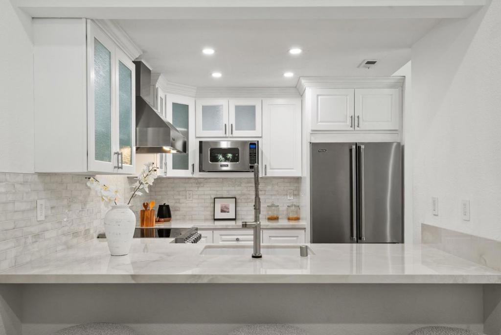 2014 La Terrace Circle
