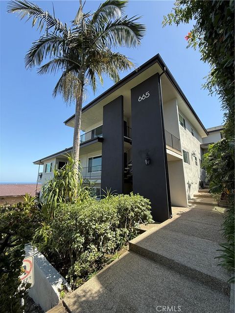 Photo of 665 W 34th ST #7, San Pedro, CA 90731 (MLS # SB26115101)