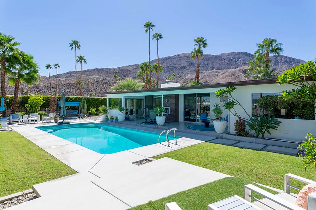 Photo of 71546 Biskra Road, Rancho Mirage, CA 92270 (MLS # 219137442PS)