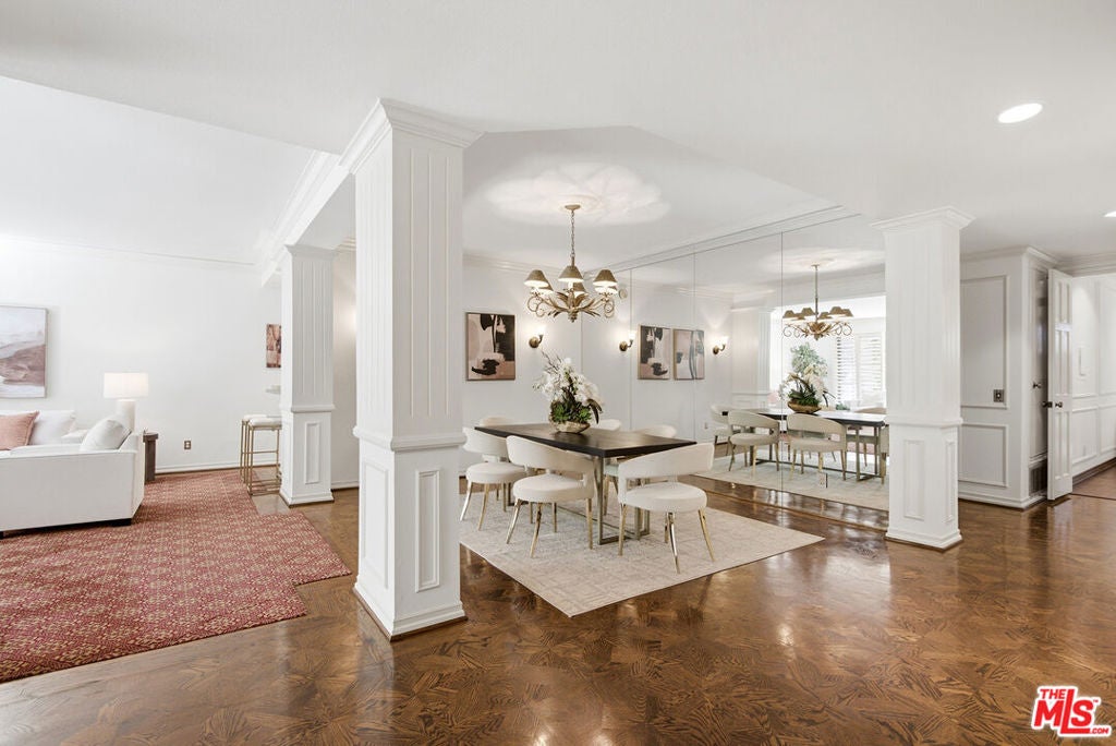 4784 Park Encino Lane 103