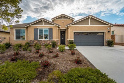 29144 Oak Grove Lake Elsinore CA 92530
