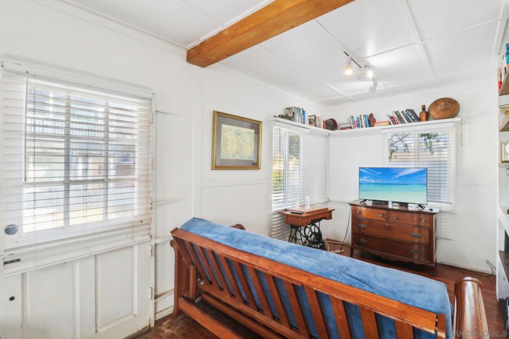 Mission Beach - Residential