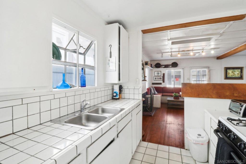 Mission Beach - Residential