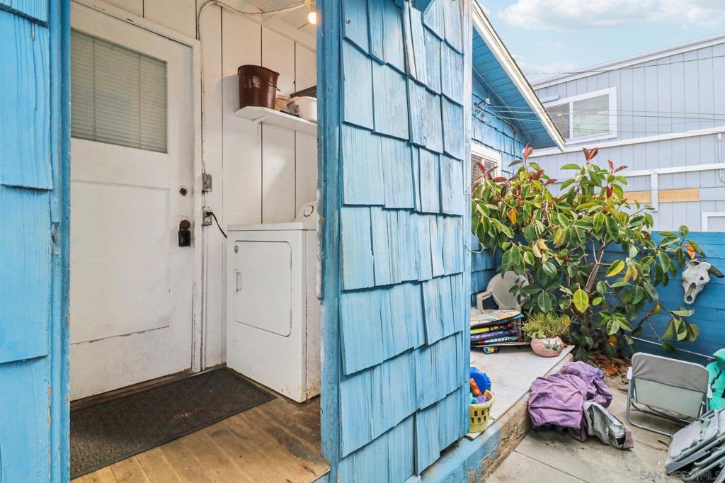 Mission Beach - Residential