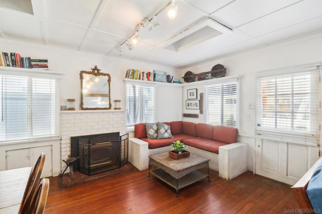 Mission Beach - Residential