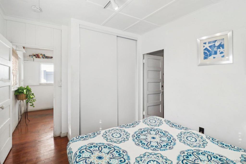 Mission Beach - Residential