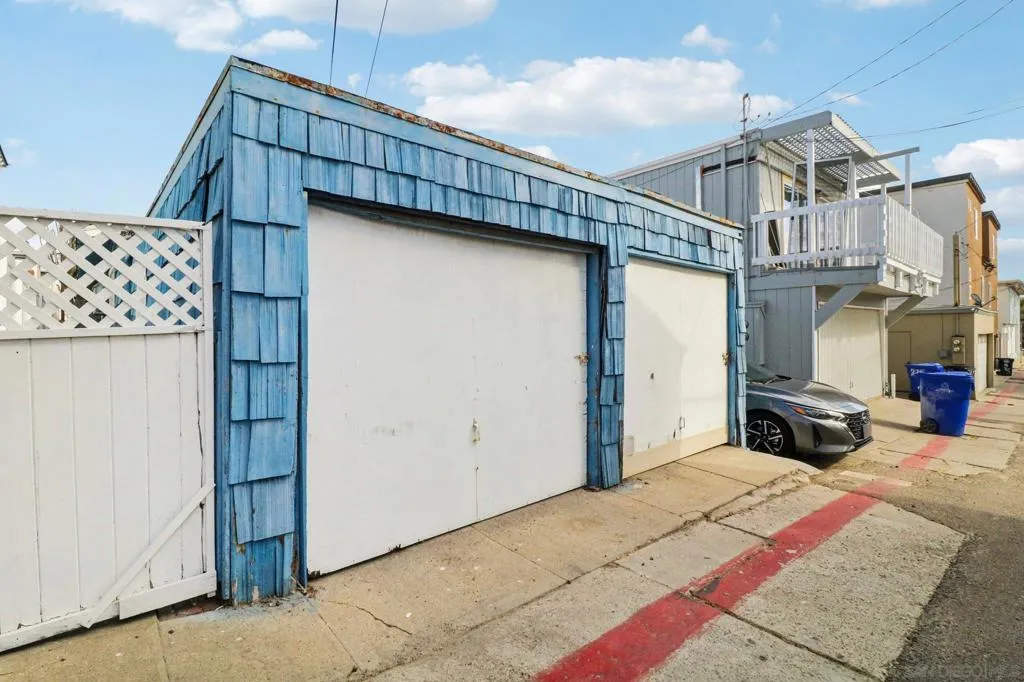 San Diego, California 92109, United States, 2 Bedrooms Bedrooms, ,1 BathroomBathrooms,Residential,Active,232625