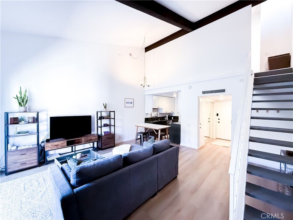 Photo of 5460 White Oak Avenue #C338, Encino, CA 91316 (MLS # SR25188127)