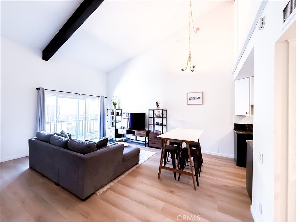 Photo of 5460 White Oak Avenue #C338, Encino, CA 91316 (MLS # SR25188127)