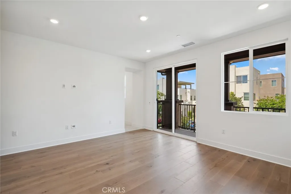 Irvine, California 92618, United States, 5 Bedrooms Bedrooms, ,4 BathroomsBathrooms,Residential,Active,139313