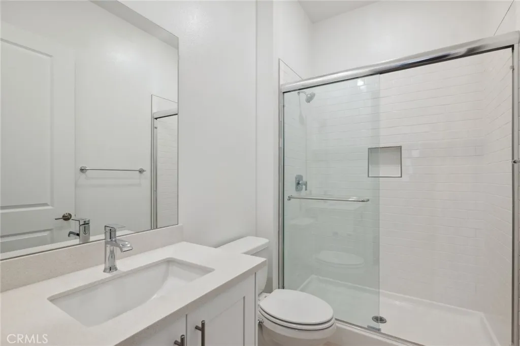 Irvine, California 92618, United States, 5 Bedrooms Bedrooms, ,4 BathroomsBathrooms,Residential,Active,139313