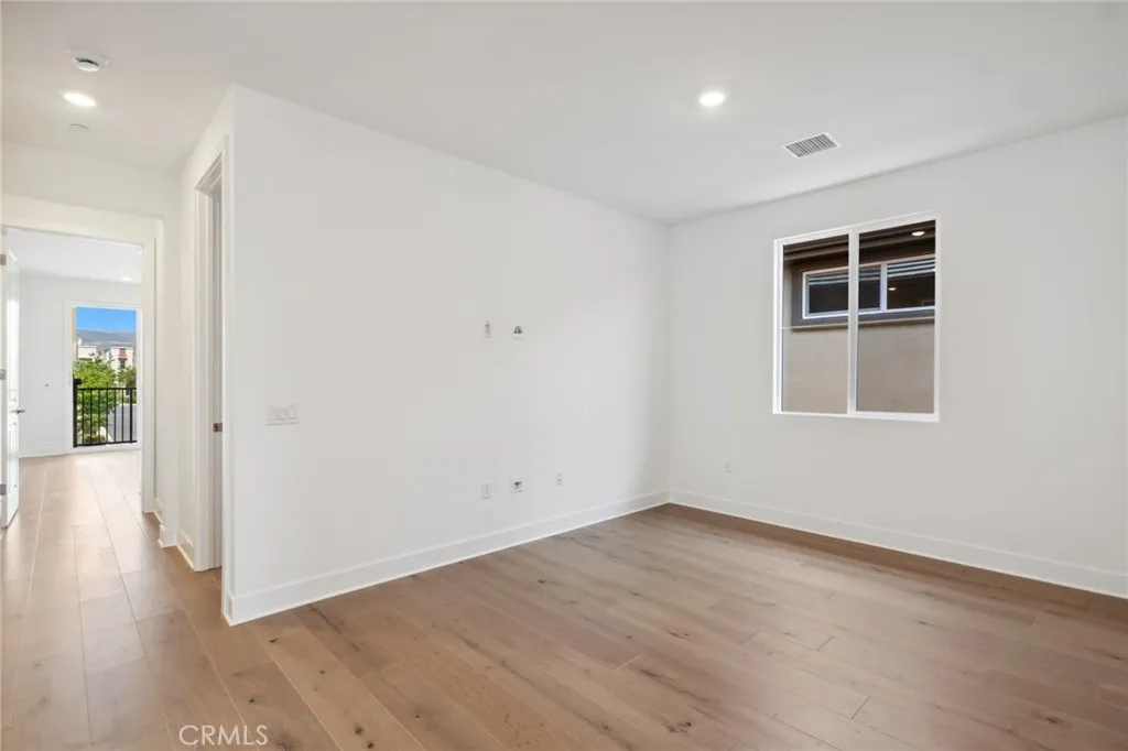 Irvine, California 92618, United States, 5 Bedrooms Bedrooms, ,4 BathroomsBathrooms,Residential,Active,139313