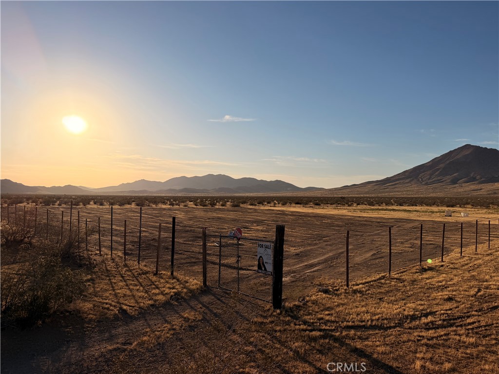 0 Stoddard Wells
