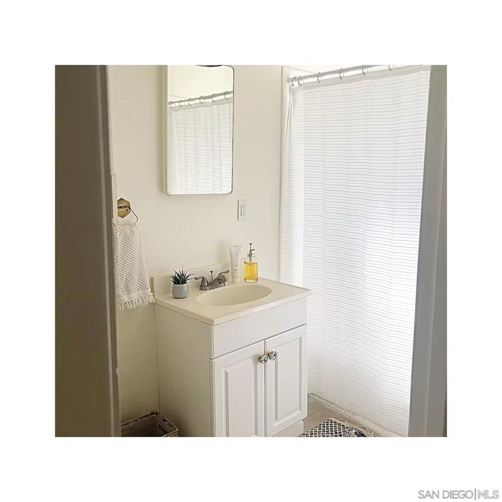 Encinitas - Residential Lease