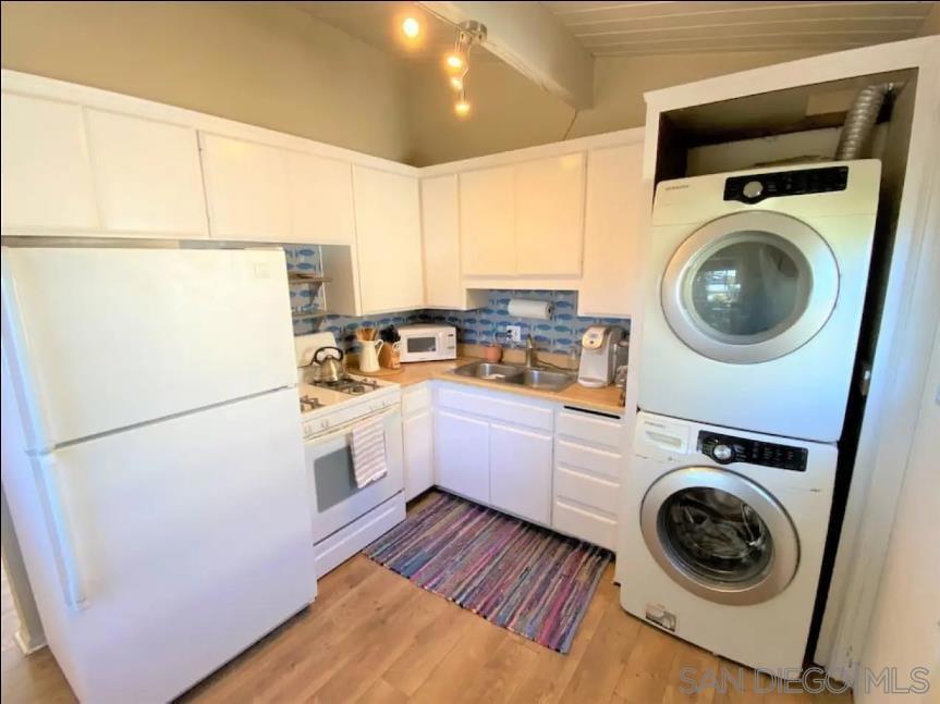 Encinitas - Residential Lease