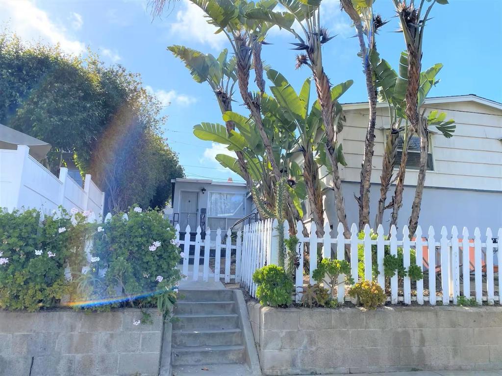 Encinitas - Residential Lease