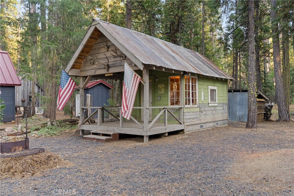 7528 Humboldt Road