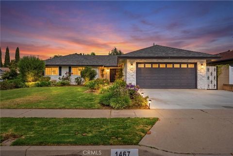 Photo of 1467 N Kathleen LN, Orange, CA 92867 (MLS # OC26107358)