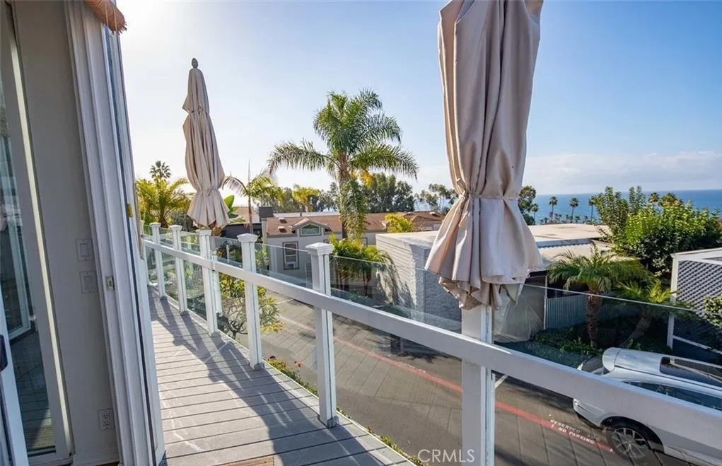 Laguna Beach, California 92651, United States, 2 Bedrooms Bedrooms, ,2 BathroomsBathrooms,Residential,Active,173972