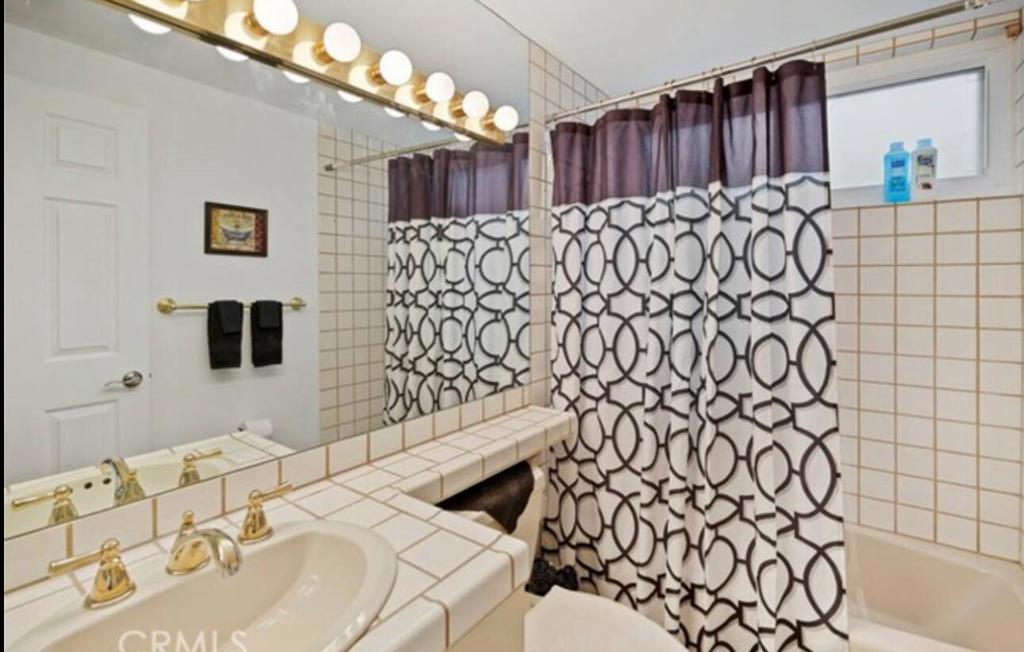 Not Applicable-1 - Residential Lease