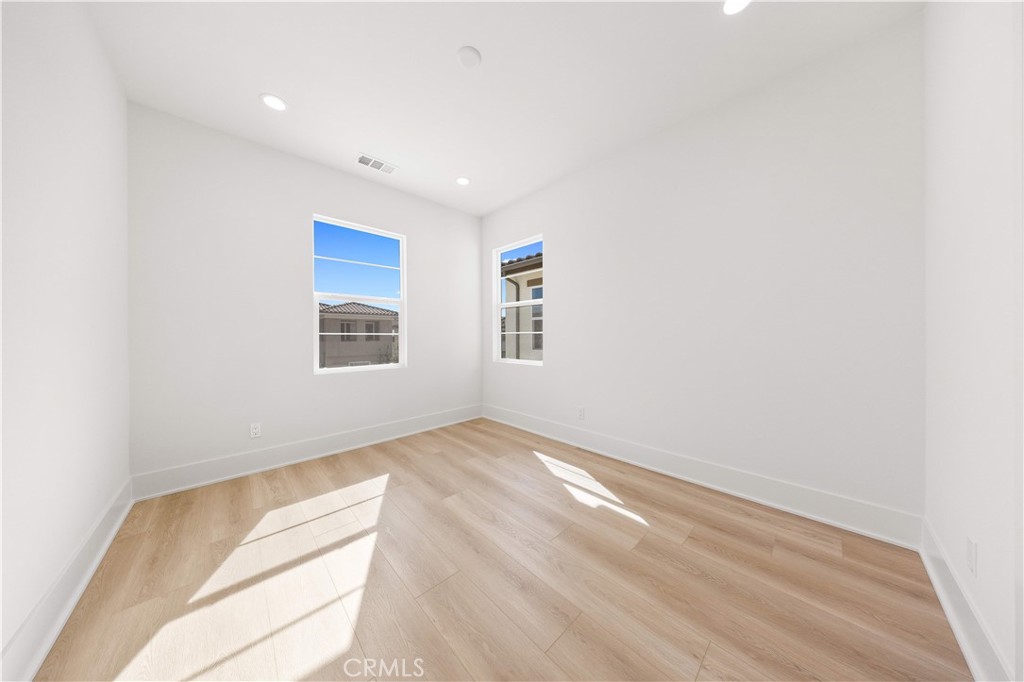 the oaks - Residential