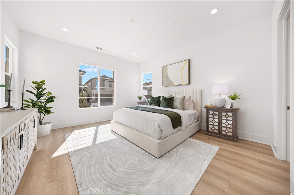 5767 Sunrise Ridge Lane