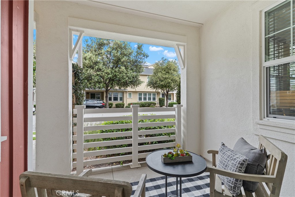 Aurora (ESAURO) - Residential Lease