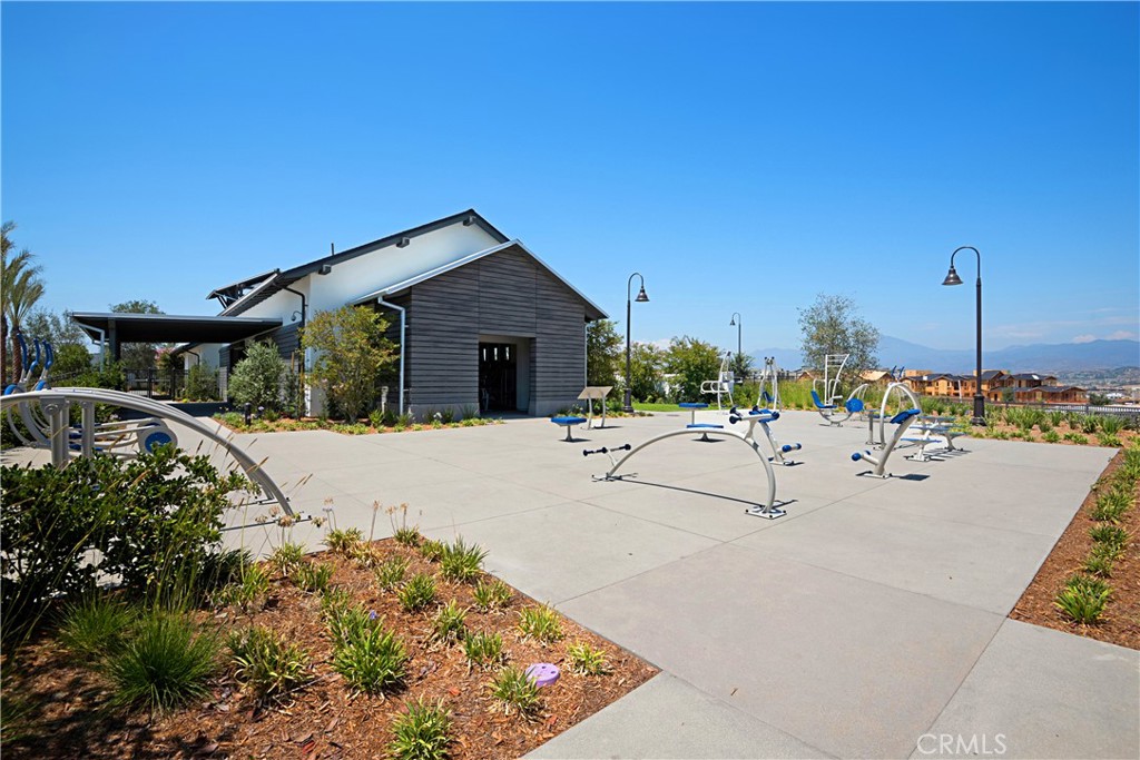 Aurora (ESAURO) - Residential Lease