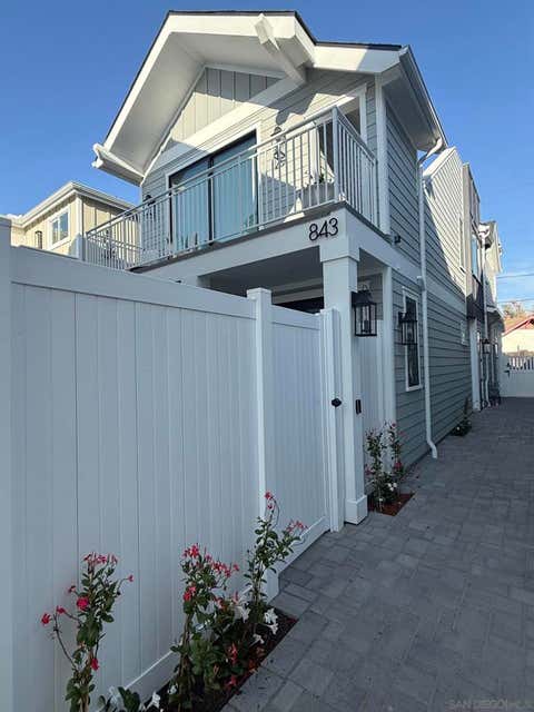Photo of 843 G Ave, Coronado, CA 92118 (MLS # 260019748SD)