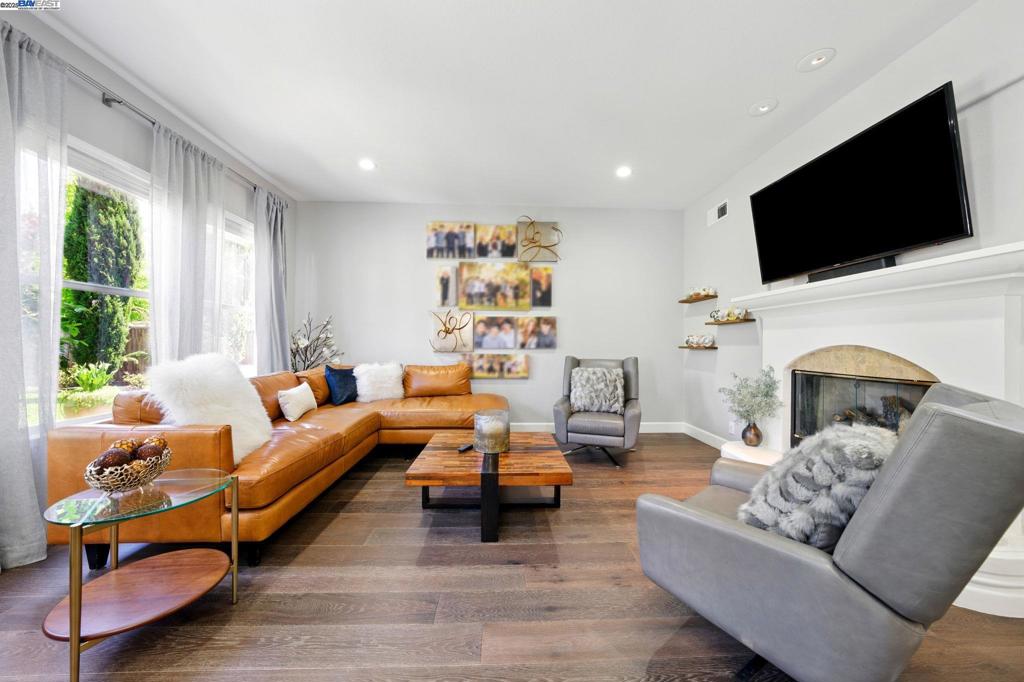 BRIDGES - Residential