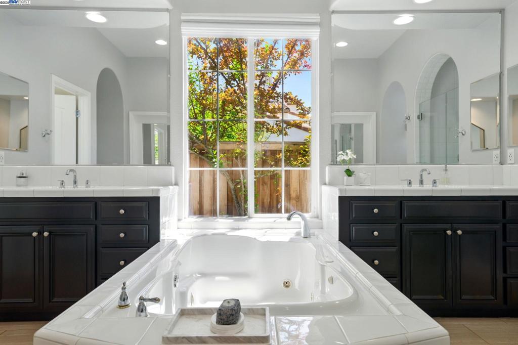 BRIDGES - Residential