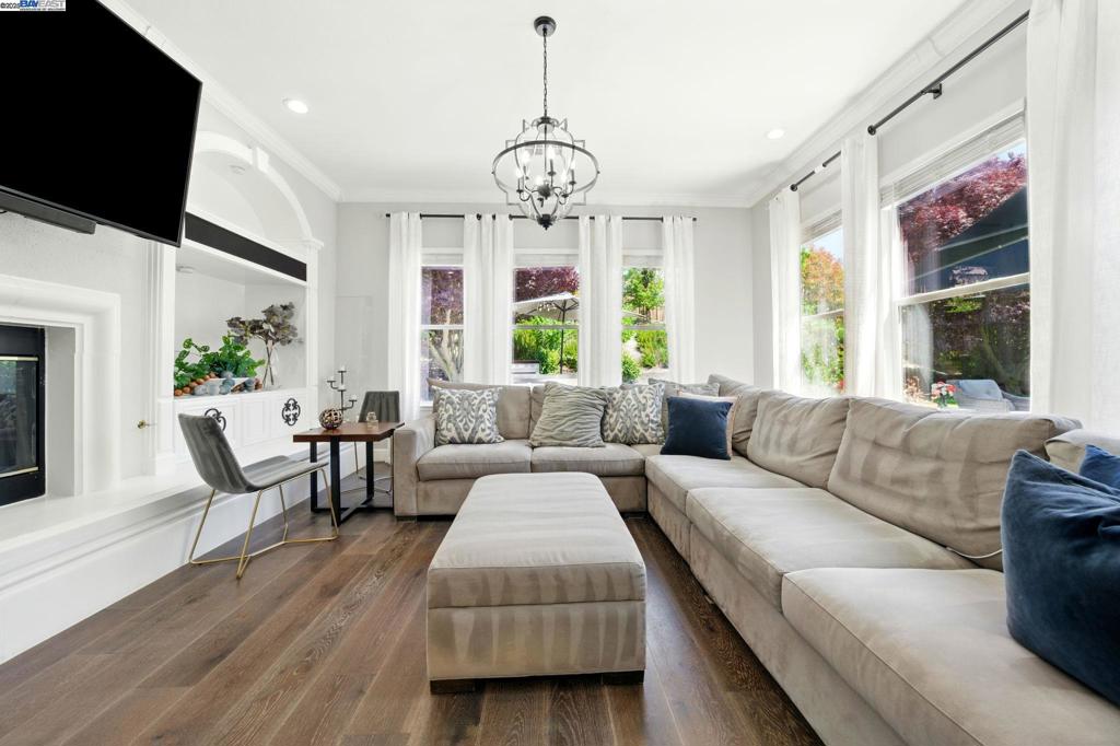 BRIDGES - Residential