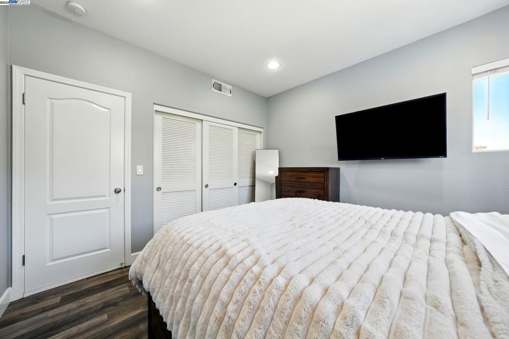 BRIDGES - Residential