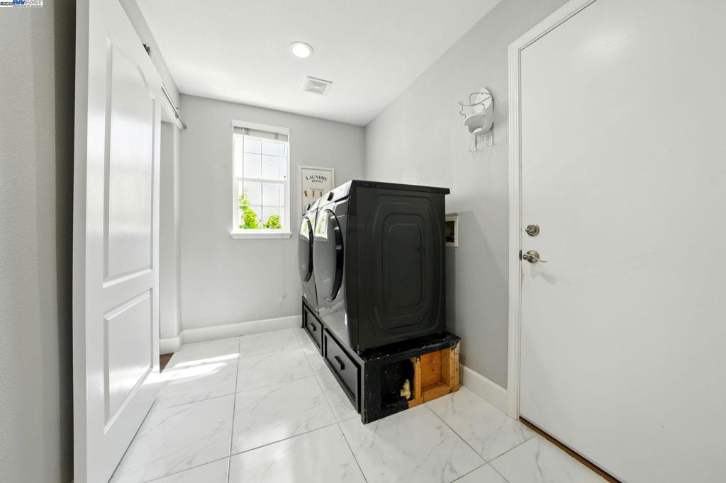 BRIDGES - Residential