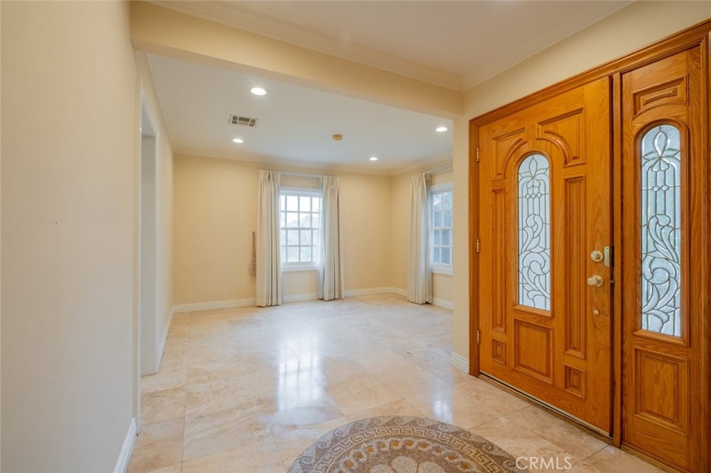 Properties 4 1233 Imperial Drive