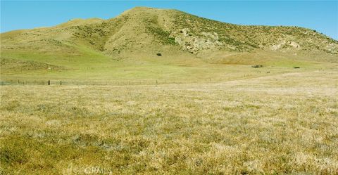 Photo of 14872 Culver City Road, Santa Margarita, CA 93453 (MLS # PI25237545) Photo of 14872 Culver City Road, Santa Margarita, CA 93453 (MLS # PI25237545)