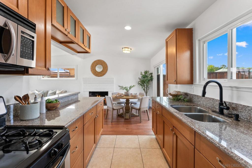 4812 Appleton