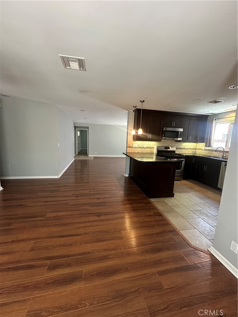 Properties 3 6661 Sheltondale Avenue